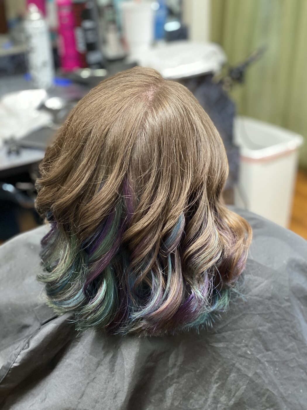 Dimensional brunette waves with blue and violet accents