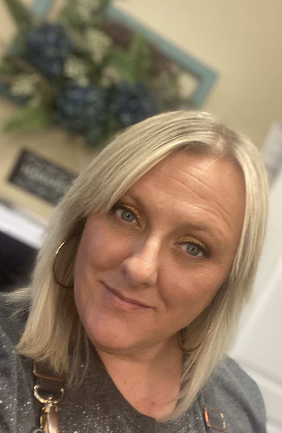 Smooth icy blonde color with a dimensional finish