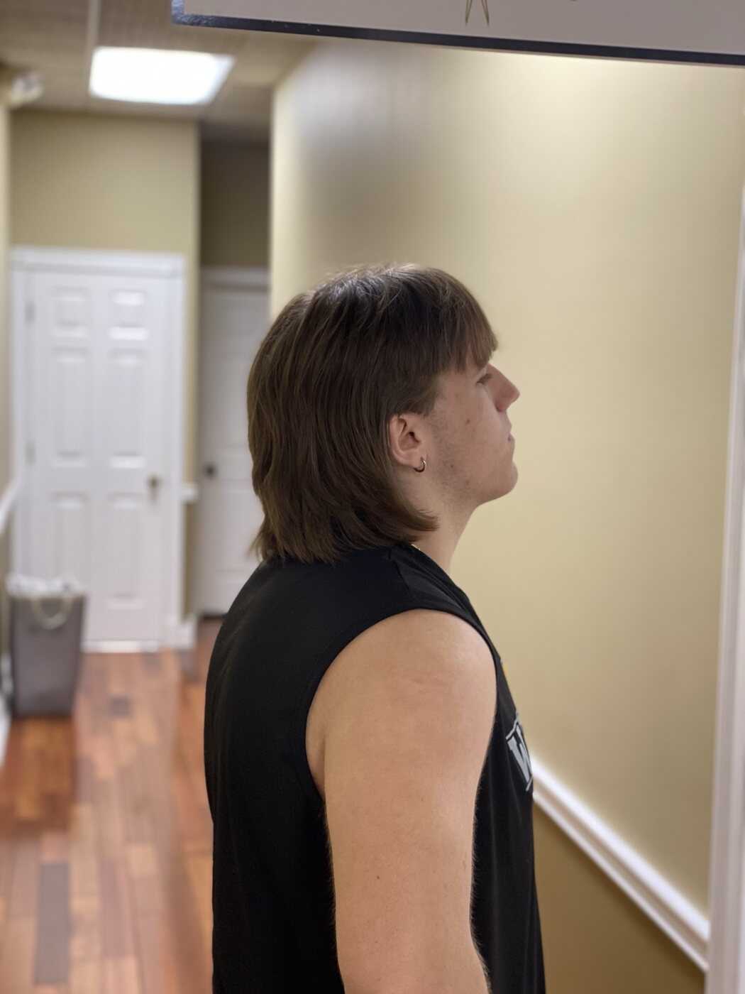Modern textured mullet with a clean side profile