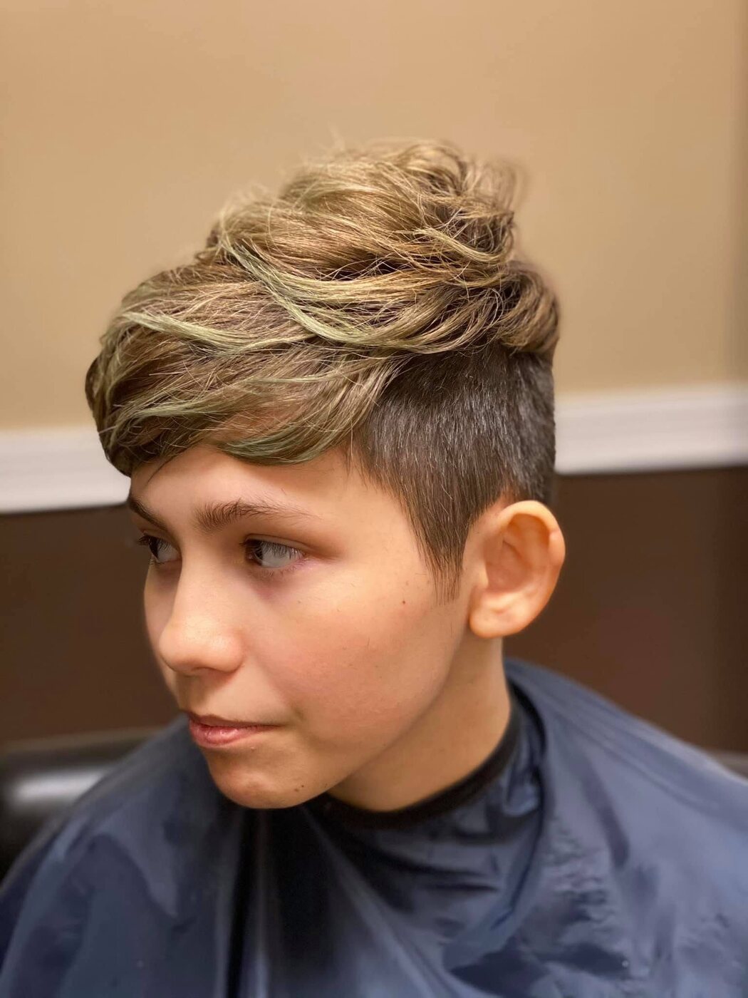 Youth undercut with a long textured top